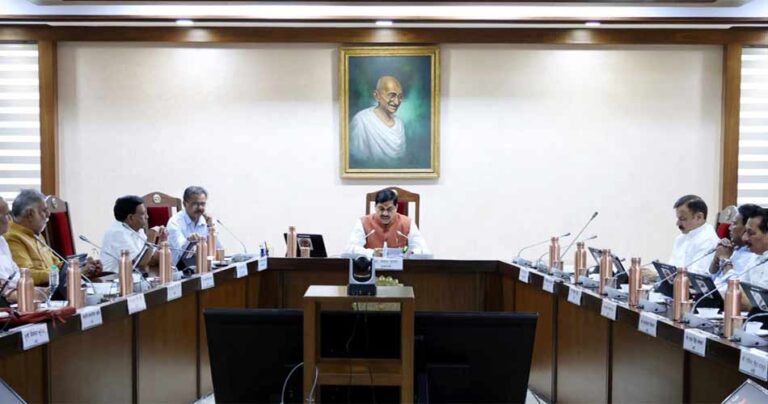 mp-cm-11-8-26-520