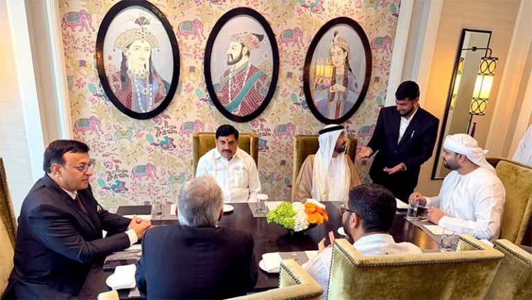 cm@Dubai