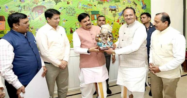 mp-cm-4-9-26-52888